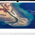 "Der See strahlt kobaltblau in der ersten Frühjahrssonne." Eine Luftaufnahme zeigt ein Flussdelta und blaues Wasser.