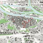 Stadtplan mit roten Nummernkreisen (001-024), Fluss, Straßen und grünen Flächen. Rechter Rand: "Adolfstraße".