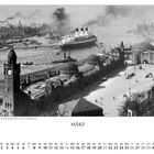 Text: "Blick über die Abfertigungsgebäude der St. Pauli Landungsbrücken" und "März". Schwarz-weißes Hafenbild mit Schiffen.