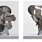 Links: "Rhapsody II, 2020." Rechts: "Rhapsody III, 2020." Zwei abstrakte, metallische Skulpturen mit gebogenen Formen.