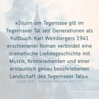Text: „Sturm am Tegernsee“ ist ein Kultbuch mit Liebe, Mystik, Krimi; Tegernsee Landschaft beschrieben. Hintergrund: Kirche.