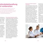 Die Brustkrebsbehandlung gut vorbereiten. Text über die Vorbereitung und Wahl der passenden Therapie mit Bild von Ärzten.