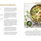 **Vollkornnudeln mit Petersilienpesto**  
Links Rezepttext mit Zutaten und Zubereitung, rechts Teller mit Nudeln und Möhren.