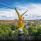 "Friedensengel" und eine Monatsübersicht. Goldene Engelsstatue mit Flügeln, darunter eine grüne Landschaft und Gebäude.