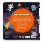 "REISE INS WELTALL", eine farbenfrohe Illustration eines Astronauten, Planeten und eines Satelliten im All.