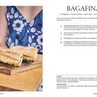 "Bagafina. Für 4 Personen. Zubereitungszeit: 15 Min. Garzeit: 5 Min. Marinieren: 2 bis 3 Std."

Rezeptbeschreibung: Vier Schritte zur Zubereitung eines Sandwiches. Links ein Mensch in einem blauen Blumen-Kleid, mit einem Baguette auf einem Holzbrett.