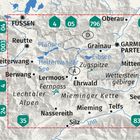 Aktivitäten: Wanderwege, Fahrradwege. Orientierung: Gipfel, Wege. Karte mit Gewässern, Bergen und Orten um den Mondsee.