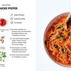 Cremiger Pfeffer: Rezept mit Zutaten wie Trofie, Kirschtomaten, Knoblauch, Mandelmilch und Basilikum. Serviert in einer Pfanne.