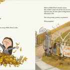 "Everyone except Millie Fleur La Fea. Pumpkin Patch Coming Soon." Mädchen im Herbstlaub, hebt Arme freudig, Haus im Hintergrund.