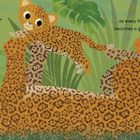 Der Text lautet: "as every fresh discovery becomes a game to play." Ein erwachsener und ein junger Leopard spielen im grünen Dschungel.