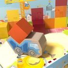 Bunte Holzklötze, ein Truck-Spielzeug und Bau-Szene mit Kränen und Stadt im Hintergrund. Kinderfreundlich gestaltet.