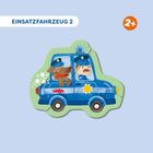Text: "EINSATZFAHRZEUG 2", "2+".

Illustration: Ein blaues Polizeiauto mit einem Hund und Polizist im Cartoon-Stil.