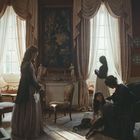 Vier Personen in einem eleganten, historischen Raum mit Vorhängen, Stühlen und einem Kamin. Eine Frau hält ein Blatt Papier.