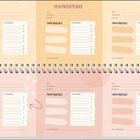 Ein Projektplaner mit Feldern für Ziel, Zeitraum, Budget, Zwischenziele und Aufgaben auf einer Spiralbindung.