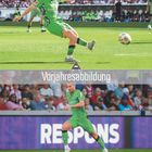 Text: "Vorjahresabbildung". Zwei Fußballspieler in grünen Trikots auf einem Spielfeld. Zuschauer im Hintergrund.