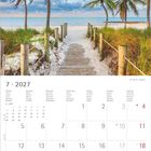 Kalenderseite für Juli 2027. Montagsstart. Bild mit Palmen am Strand, Holzsteg führt zum Meer, blauer Himmel, weiße Wolken.