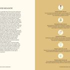 "SOWING A WILDFLOWER MEADOW" und "Annual meadow flowers", gefolgt von Listen von Blumenarten und ihren lateinischen Namen.