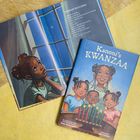 Titel: "Kanoni's KWANZAA". Innen ein Gedicht: "WINDOW WATCHING". Illustration zeigt Kinder mit einem Kerzenhalter.