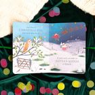 „And when it's Christmas Eve, keep an eye upon the sky… If you're lucky you might see Santa's sleigh go flying by.“ Illustration zeigt Winterlandschaft mit Eule.