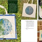 Texte: "4 EXPOSE TO SUNLIGHT...", "5 DISMANTLE AND WASH...", "6 DRY." Stofftaschen mit Pflanzenmustern, eine wird gewaschen.