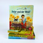 "Peter und der Wolf" steht auf einem Buchcover mit Illustrationen eines Jungen, einer Katze und einem Wolf.