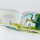 Text: "Felix ist der allerallerbeste große Bruder der Welt..."  
Illustration: Kind auf einem Baumhaus mit Schaukelreifen.