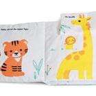 "Hallo, ich bin der kleine Tiger." und "die Giraffe." Links ein Tiger, rechts eine Giraffe, beide lächelnd illustriert.