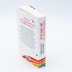 "Ein Paar, eine Vergangenheit und eine Million Morgen." Ein Buch mit buntem Design auf der Rückseite.