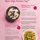 „Mein High-Protein-Tag“, Frühstück: Skyr-Hafer-Bowl mit Crunch, Mittagessen: Linsen-Spinat-Pfanne. Zwei bunte Schüsseln mit Essen.