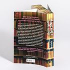 Buchtitel: "How to Write a Love Story" von Catherine Walsh. Hintergrund: Regal mit Büchern, sommerliche Farben.