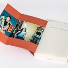 Buchseite: "Miriam Davoudvandi • Das können wir uns nicht leisten" neben Fotos zweier Kinder mit Schultüte und Computer.