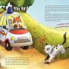 Text rechts: „Puh, bevor du das nächste Mal eine Straße überquerst... Im Notfall ruf die 1-1-2, und schnelle Rettung eilt herbei!“ Links: Ein Fuchs am Steuer eines kleinen Rettungsautos. Eine Maus auf einem Fahrrad schaut ängstlich auf eine erschrockene Katze auf der Straße. Bäume und Blumen im Hintergrund.