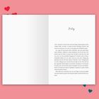 Ein aufgeschlagenes Buch auf rosa Hintergrund mit blauen und roten Herzen. Überschrift: "Prolog". Text auf der rechten Seite.