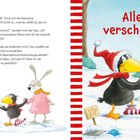 Links: Gespräch zwischen Hasenoma, Socke und Opa. Rechts: "Alles verschenkt!" Ein Rabe in Weihnachtskleidung mit Geschenk.