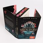 "DUET WITH THE SIREN DUKE" von Elise Kova. Dunkle Meereskulisse, Muscheln, Korallen auf einem vintage Stuhl.