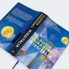 Cover des Buches "Missitalia" von Claudia Durastanti. Blaue Illustration mit gelben Kreisen und geometrischen Formen.