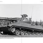 Text: "Aspekte zur konzeptionellen Entwicklung. Bild 30: Demonstrator eines dreiachsig stabilisierten Turmes für eine großkalibrige Panzerkanone." 

Ein Panzer mit stabilisiertem Turm steht auf Gras vor Bäumen.