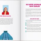 Links: "Maleregebnis 17", Landschaft mit Bergen. Daneben: "Maleregebnis 18", Herbstszene mit Haus. Rechts: "Maleregebnis 23", Frau im Café und "Maleregebnis 24", antikes Gebäude.