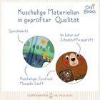 "Kuschelige Materialien in geprüfter Qualität" steht oben. Links ein Landschafts- und rechts ein Tier-Design. Markenname "Cosy Books".