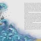 Text: Piet hört ein Rauschen und entdeckt einen Fluss. Er spricht mit dem Fluss, der ihm hilft, sicher ans Ufer zu gelangen. 

Illustration: Ein Gesicht mit Wellen, ein Schiff segelt auf dem Wasser, und ein Dachs steht am Ufer.