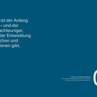 "Vertrauen ist der Anfang von allem... Organisationen gibt." Rechts unten steht groß "01" auf dunkelblauem Hintergrund.
