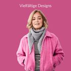 „Vielfältige Designs“ steht oben. Eine Person trägt eine pinke Jacke und einen grauen Schal vor einem rosa Hintergrund.