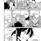 Manga-Szene: Schüler im Klassenzimmer. Gespräche über eine peinliche Situation, mit überraschtem Ausdruck auf den Gesichtern.