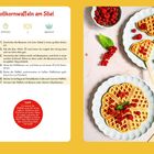 "Lustige Vollkornwaffeln am Stiel" Anleitung und Foto von herzförmigen Waffeln mit Beeren auf Tellern.