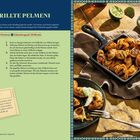 Titel: Gegrillte Pelmeni. Rezept: Pelmeni mit Ketchup und Mayo marinieren, grillen. Zutaten für Dip: Schmand, Mayo, Limette.