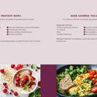 Protein-Bowl: Skyr, Haferflocken, Beeren. Eier-Gemüse-Teller: Spinat, Olivenöl, Eier. Wirkungen: Eiweißreich, Energie.