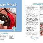 "Sitzende Wolke", "Stay Fluffy", Anleitung zu Strickprojekt mit Materialien und Schritt-für-Schritt Anweisungen, Bilder zeigen Ergebnisse.