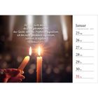 Zitat: "Ihr sollt nicht meinen, dass ich gekommen bin, das Gesetz oder die Propheten aufzulösen..." Matthäus 5,17. Links zwei brennende Kerzen, rechts Kalender: Januar 2027.