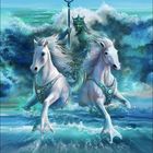 Kalenderzahlen 1-30 unten. Poseidon mit Dreizack reitet auf zwei weißen Pferden durch eine Welle im Meer.