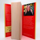 Ein aufgeschlagenes Buch in der Mitte, links Text über Lucy und James, rechts Autorenbeschreibung von Olivia Haddon mit Foto.